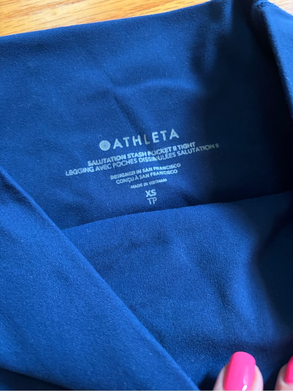 Athleta salutation stash pocket II tight in blue size XS - Picture 2 of 5